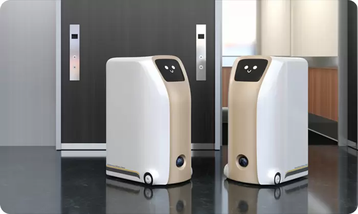 Robot con gambe a ruote